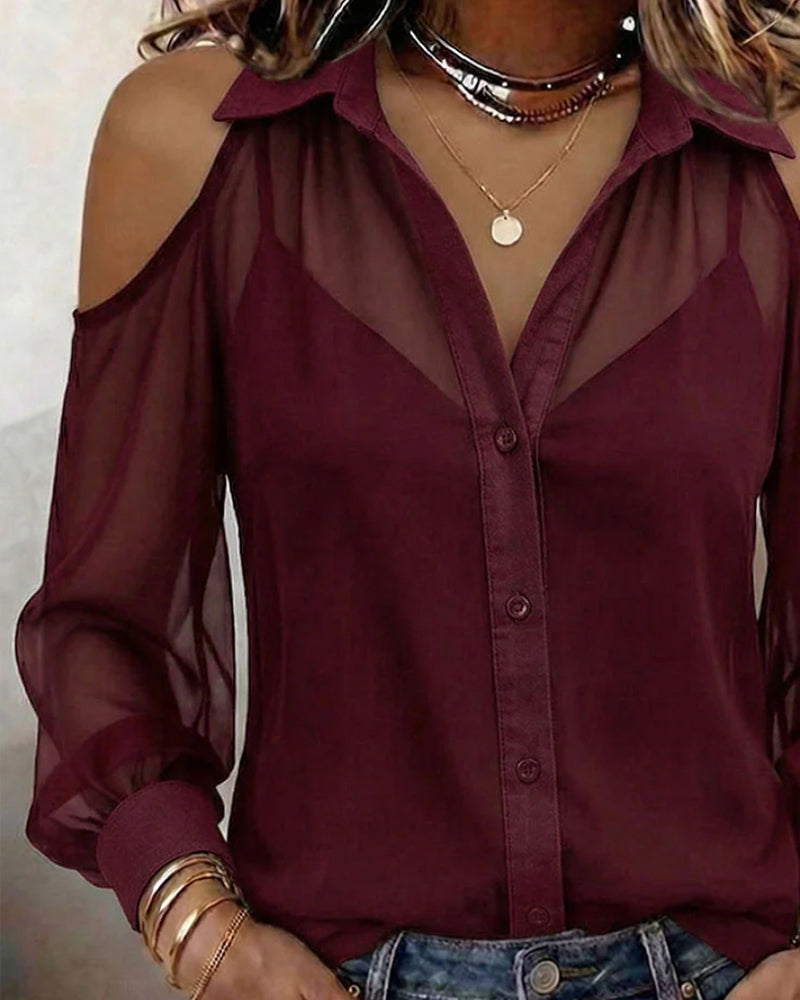 Todelt sæt med gennemsigtig off-the-shoulder-skjorte og camisole