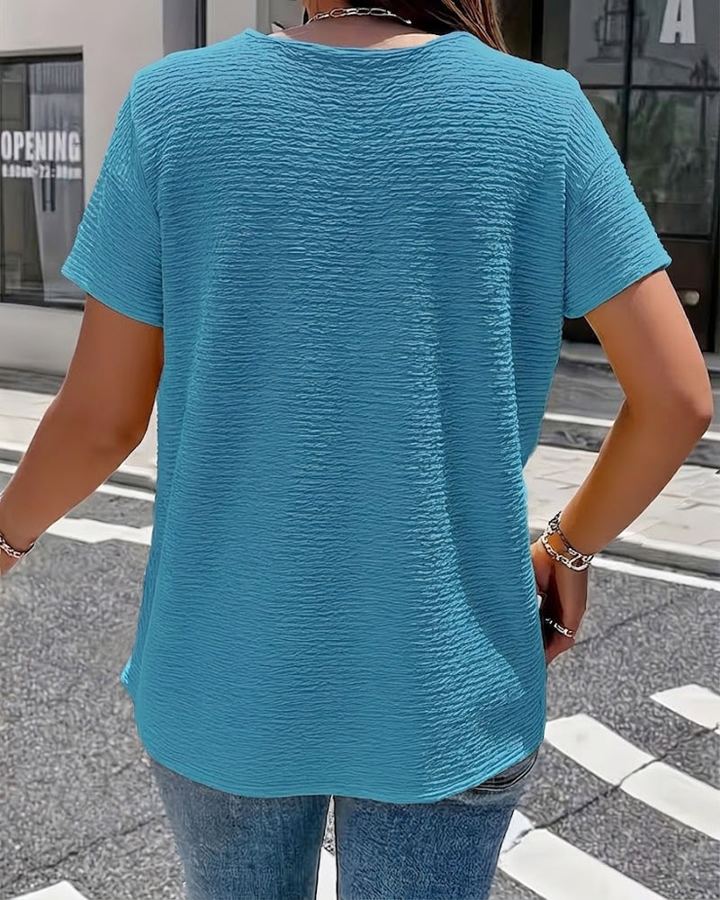 T-shirt med Peter Pan-krave med tre knapper