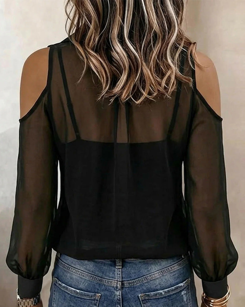 Todelt sæt med gennemsigtig off-the-shoulder-skjorte og camisole